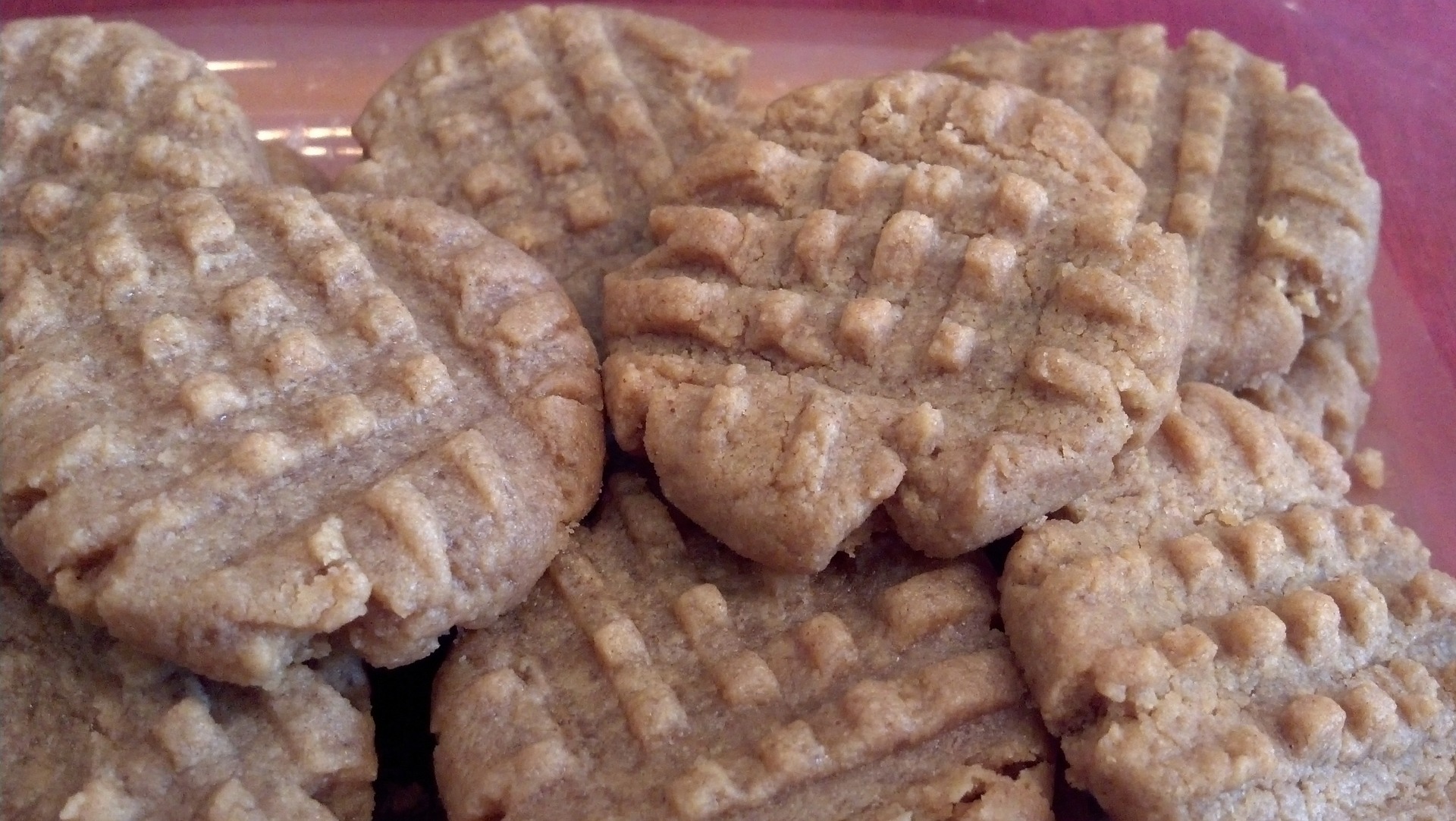 5 Ingredient Peanut Butter Cookies